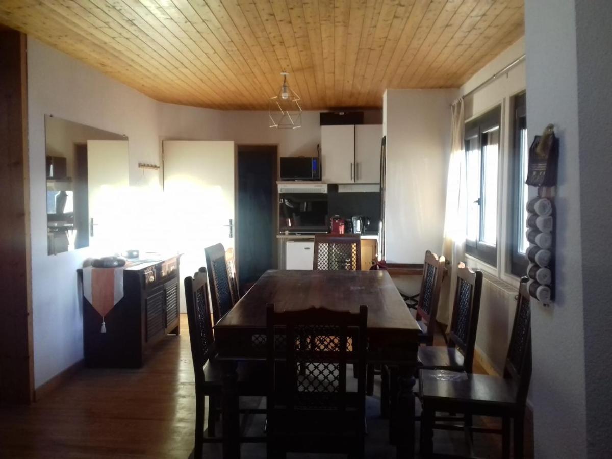 Appartement En Loft 50M2 Dans Maison Avec Chambre En Mezzanine Et Canapes Lits Dans Salon Saint-Pierre-de-Chartreuse Bagian luar foto
